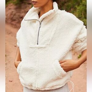 Free people Sherpa cropped pullover